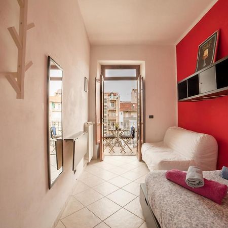 Cozy Room Stanza Close City Center In A Family House Stanza In Appartamento Condiviso Noi Viviamo In Casa Stanza In Affitto Turim Exterior foto