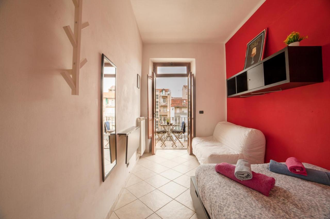 Cozy Room Stanza Close City Center In A Family House Stanza In Appartamento Condiviso Noi Viviamo In Casa Stanza In Affitto Turim Exterior foto