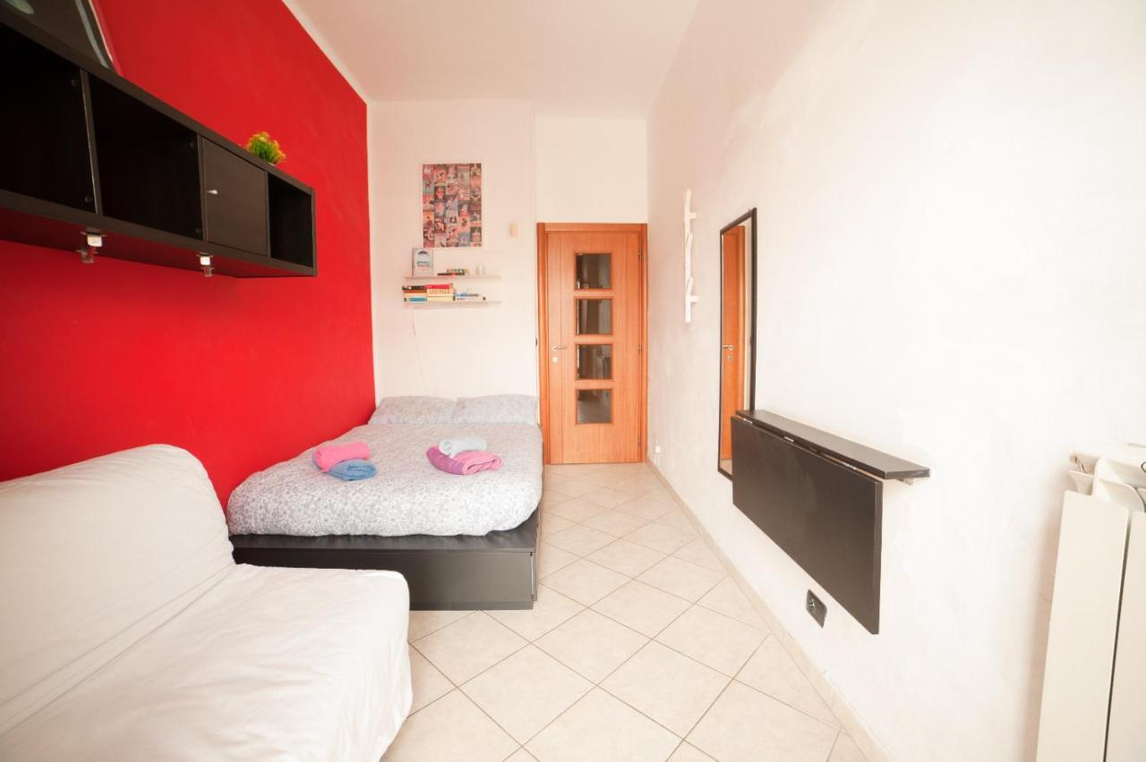 Cozy Room Stanza Close City Center In A Family House Stanza In Appartamento Condiviso Noi Viviamo In Casa Stanza In Affitto Turim Exterior foto