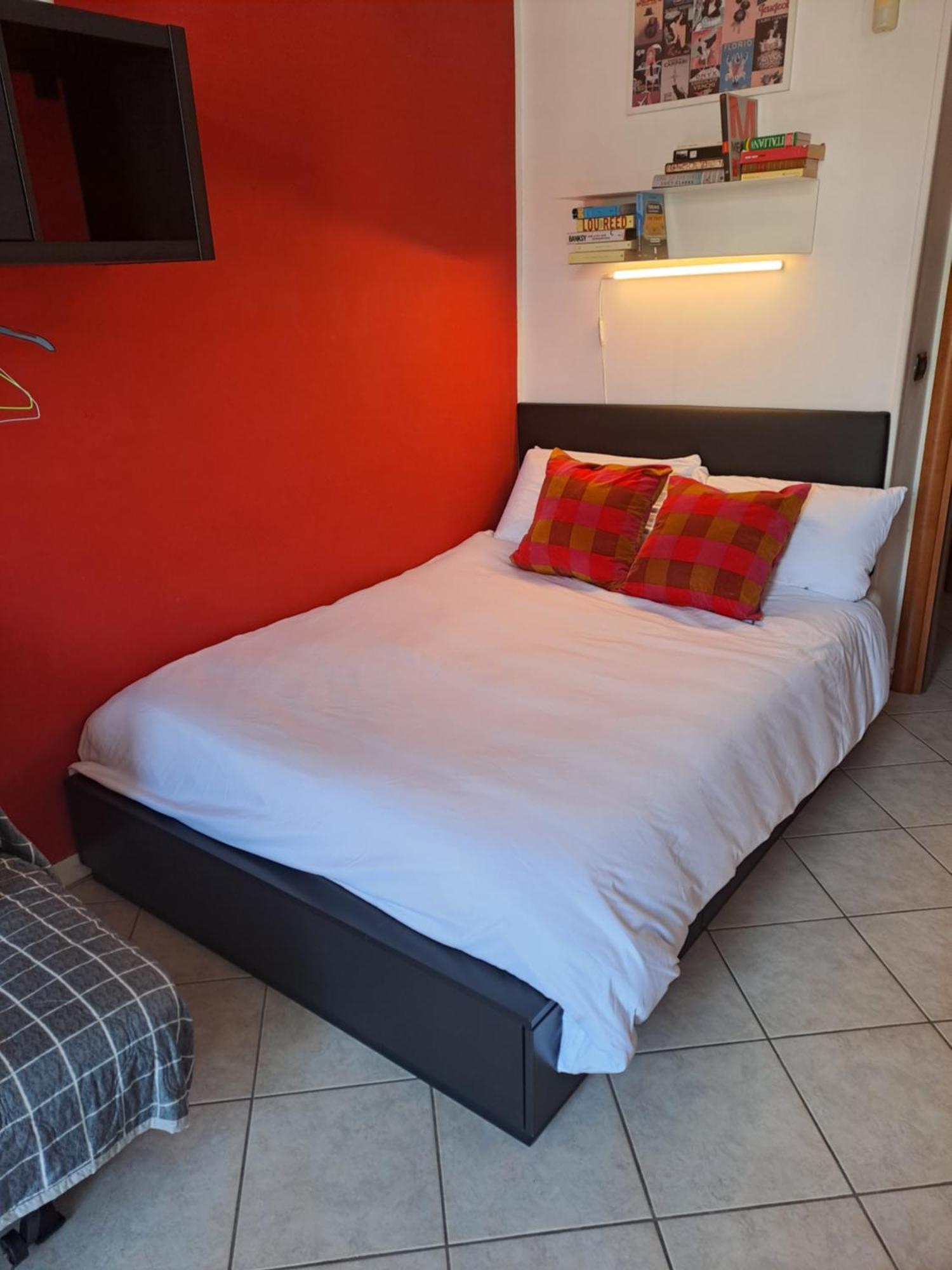 Cozy Room Stanza Close City Center In A Family House Stanza In Appartamento Condiviso Noi Viviamo In Casa Stanza In Affitto Turim Exterior foto
