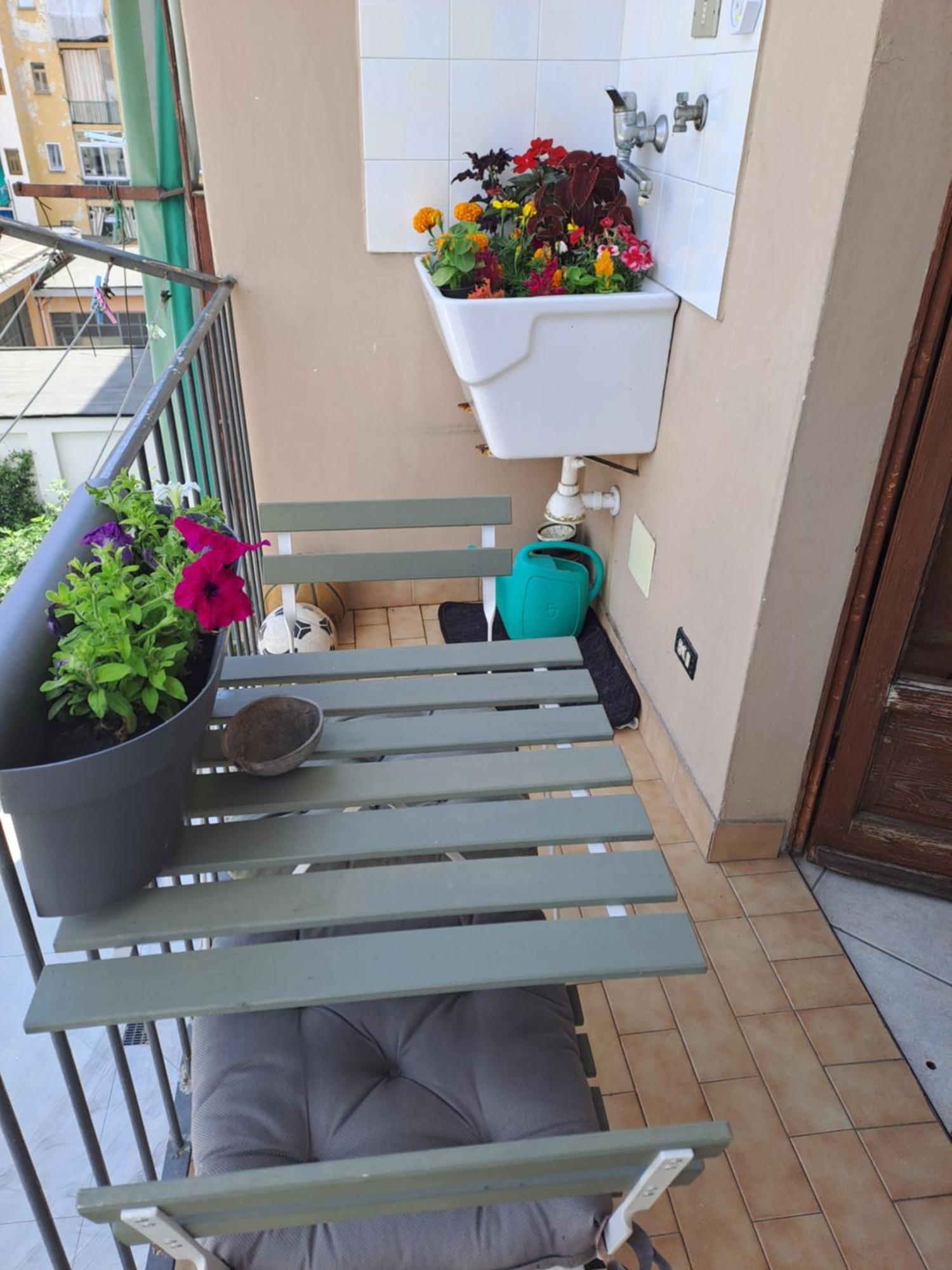 Cozy Room Stanza Close City Center In A Family House Stanza In Appartamento Condiviso Noi Viviamo In Casa Stanza In Affitto Turim Exterior foto